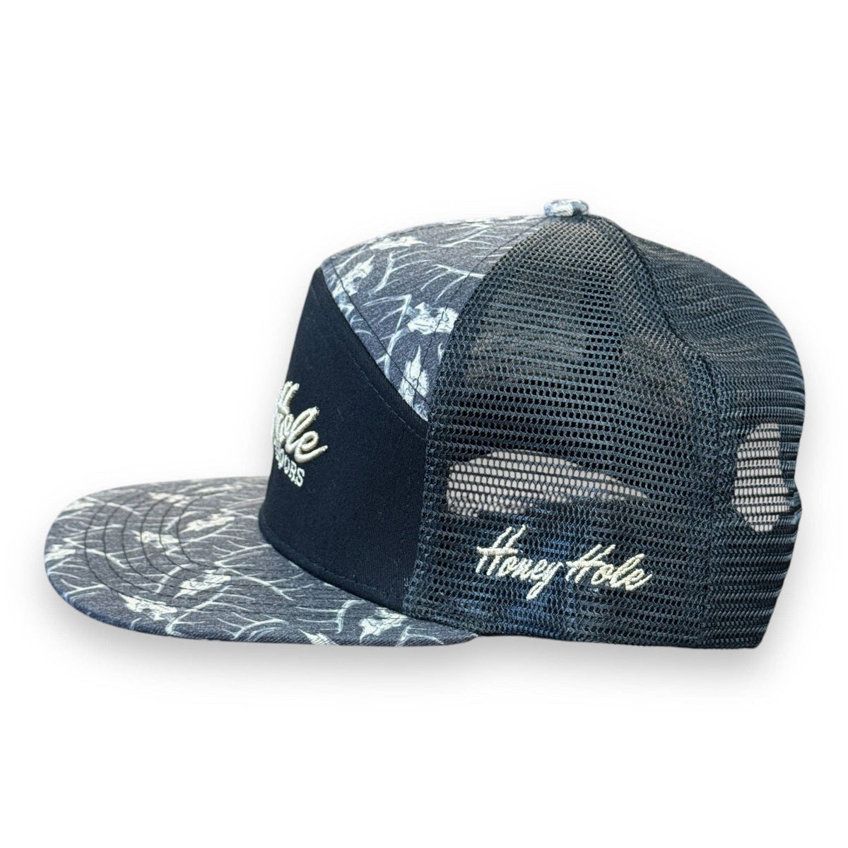 7 Panel Flatbill - Heritage - Deer Skulls